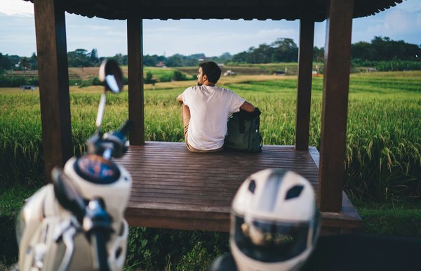 Maximisez votre confort extérieur avec une pergola bioclimatique étanche